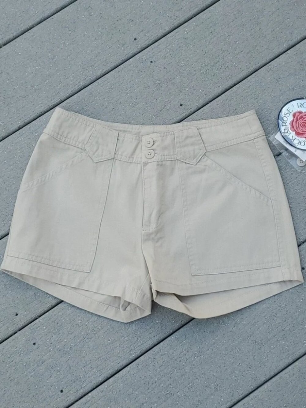 NWT Rock & Rose High Waist Y2K Khaki Oversized Pocket Shorts